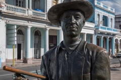 v3Web_Statue_87A0765