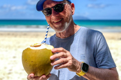 i7 Seychellen-Roland-Kokosnuss_6660