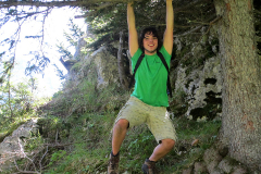 a6 Allmenalp Max im Aufstieg WEB